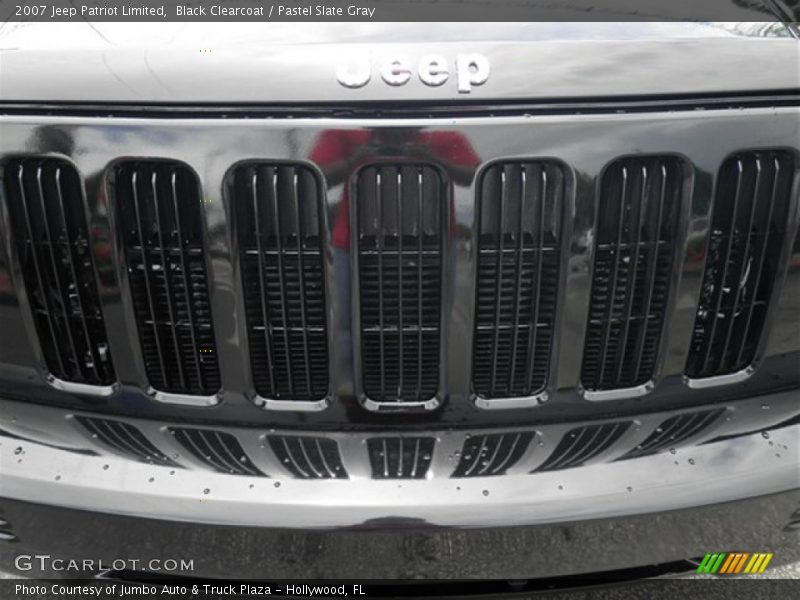 Black Clearcoat / Pastel Slate Gray 2007 Jeep Patriot Limited