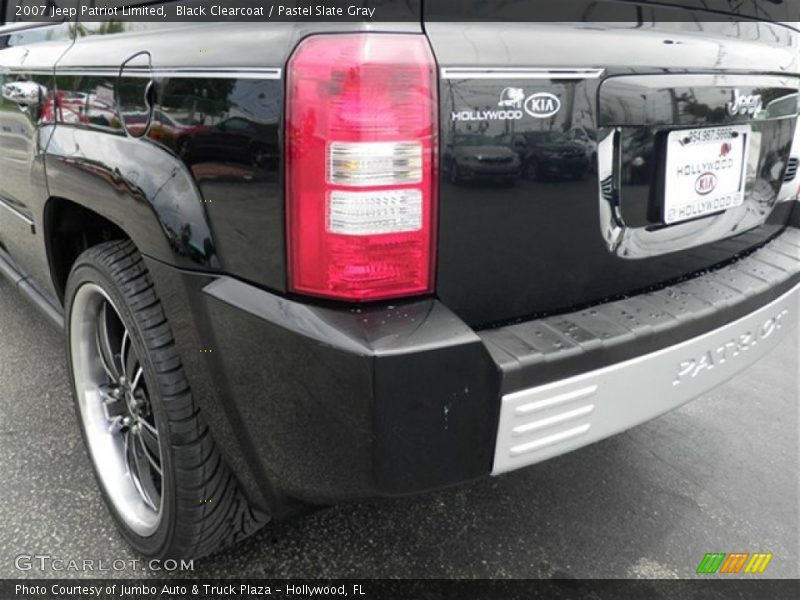Black Clearcoat / Pastel Slate Gray 2007 Jeep Patriot Limited