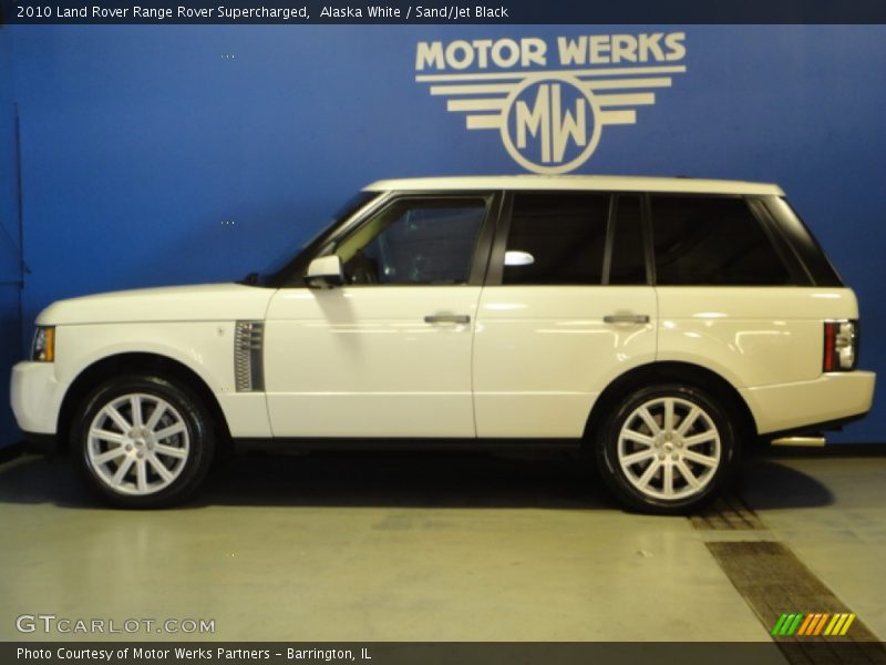Alaska White / Sand/Jet Black 2010 Land Rover Range Rover Supercharged