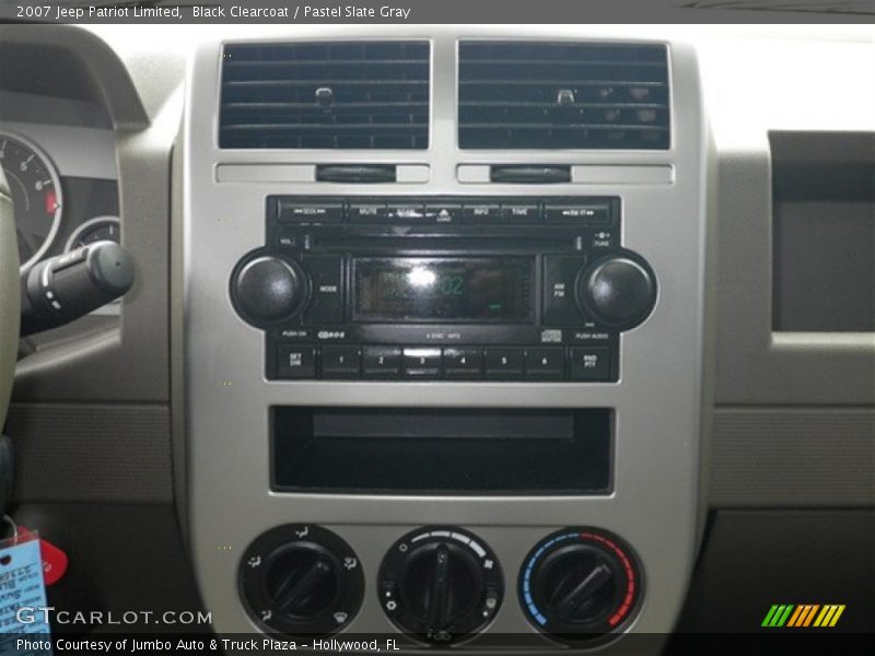 Black Clearcoat / Pastel Slate Gray 2007 Jeep Patriot Limited