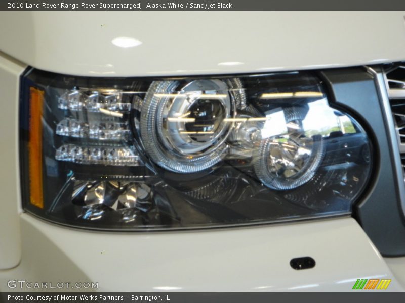 Alaska White / Sand/Jet Black 2010 Land Rover Range Rover Supercharged