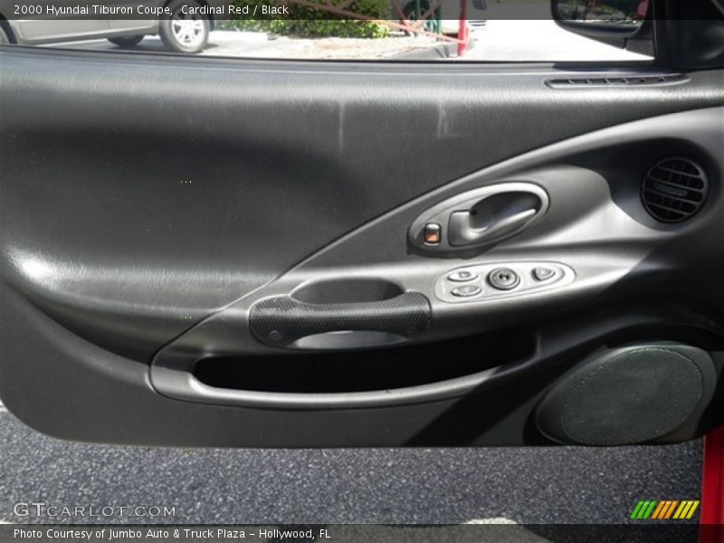 Cardinal Red / Black 2000 Hyundai Tiburon Coupe