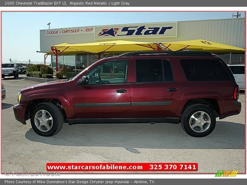 Majestic Red Metallic / Light Gray 2005 Chevrolet TrailBlazer EXT LS