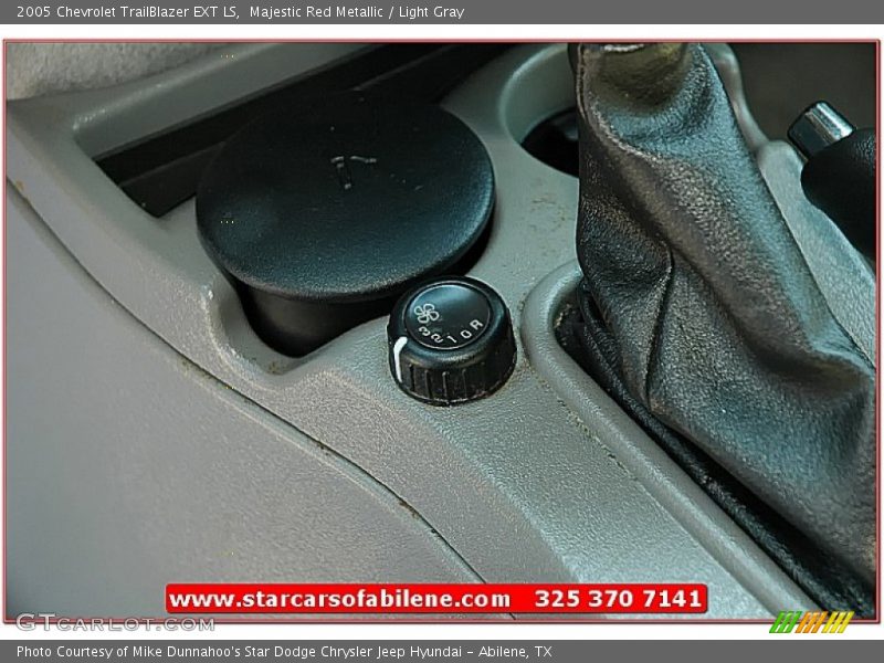Majestic Red Metallic / Light Gray 2005 Chevrolet TrailBlazer EXT LS