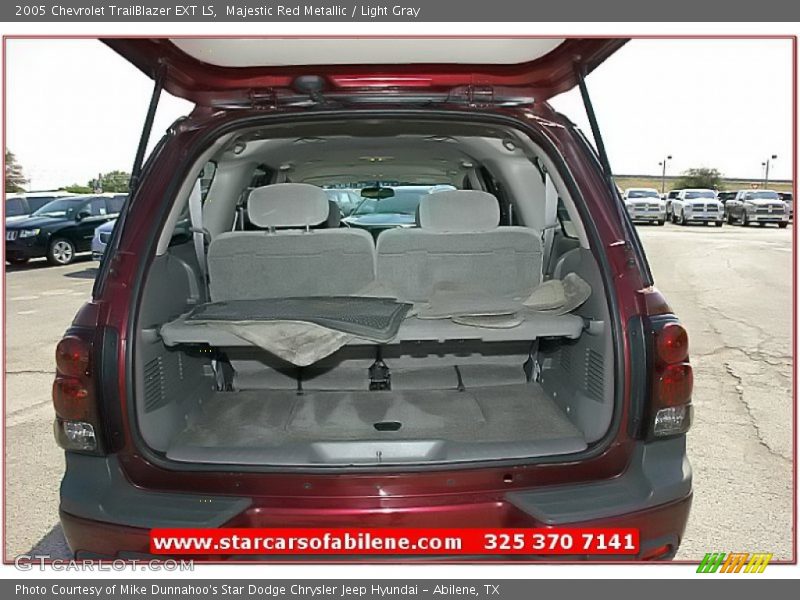 Majestic Red Metallic / Light Gray 2005 Chevrolet TrailBlazer EXT LS