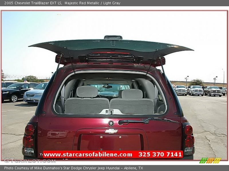 Majestic Red Metallic / Light Gray 2005 Chevrolet TrailBlazer EXT LS