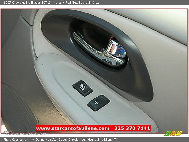 Majestic Red Metallic / Light Gray 2005 Chevrolet TrailBlazer EXT LS