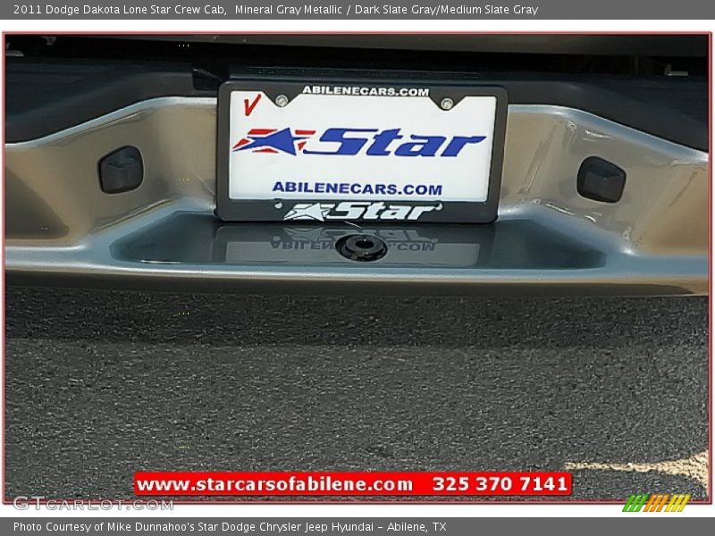 Mineral Gray Metallic / Dark Slate Gray/Medium Slate Gray 2011 Dodge Dakota Lone Star Crew Cab