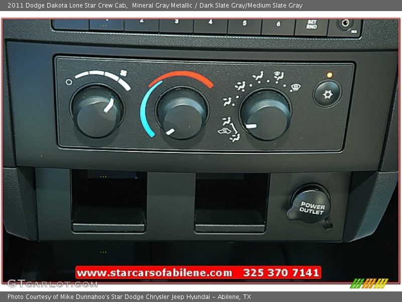 Mineral Gray Metallic / Dark Slate Gray/Medium Slate Gray 2011 Dodge Dakota Lone Star Crew Cab