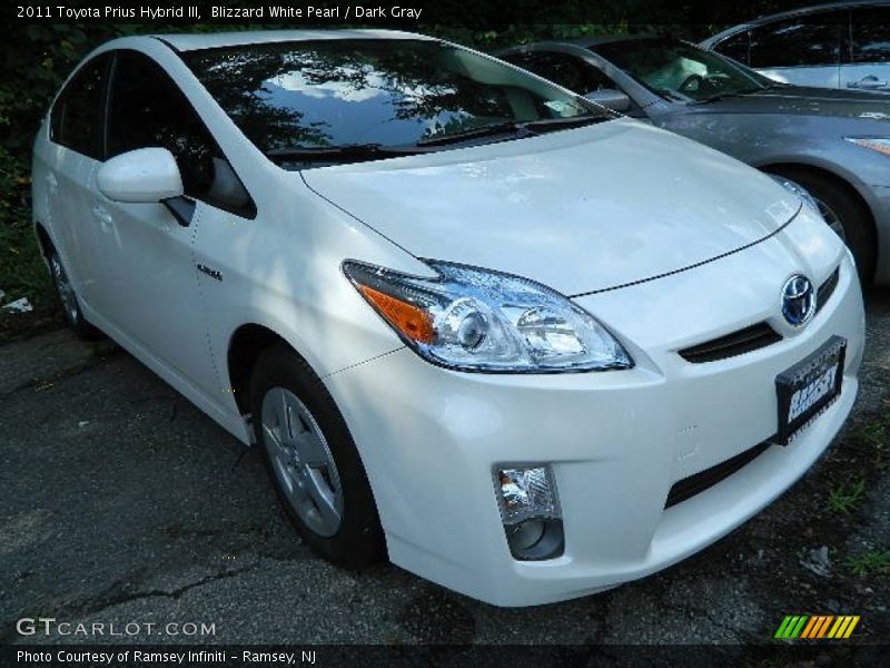 Blizzard White Pearl / Dark Gray 2011 Toyota Prius Hybrid III