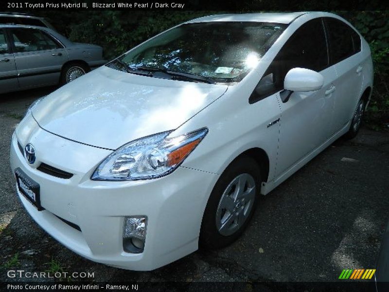 Blizzard White Pearl / Dark Gray 2011 Toyota Prius Hybrid III