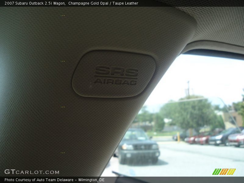 Champagne Gold Opal / Taupe Leather 2007 Subaru Outback 2.5i Wagon