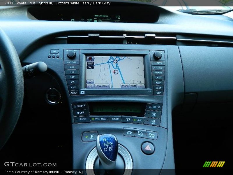 Blizzard White Pearl / Dark Gray 2011 Toyota Prius Hybrid III