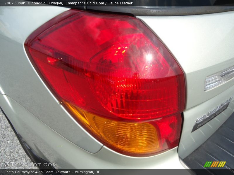 Champagne Gold Opal / Taupe Leather 2007 Subaru Outback 2.5i Wagon