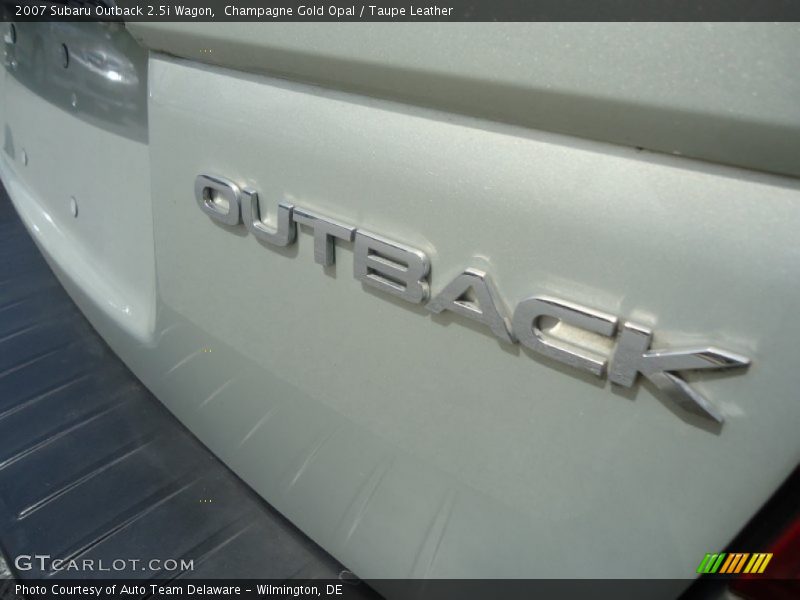Champagne Gold Opal / Taupe Leather 2007 Subaru Outback 2.5i Wagon