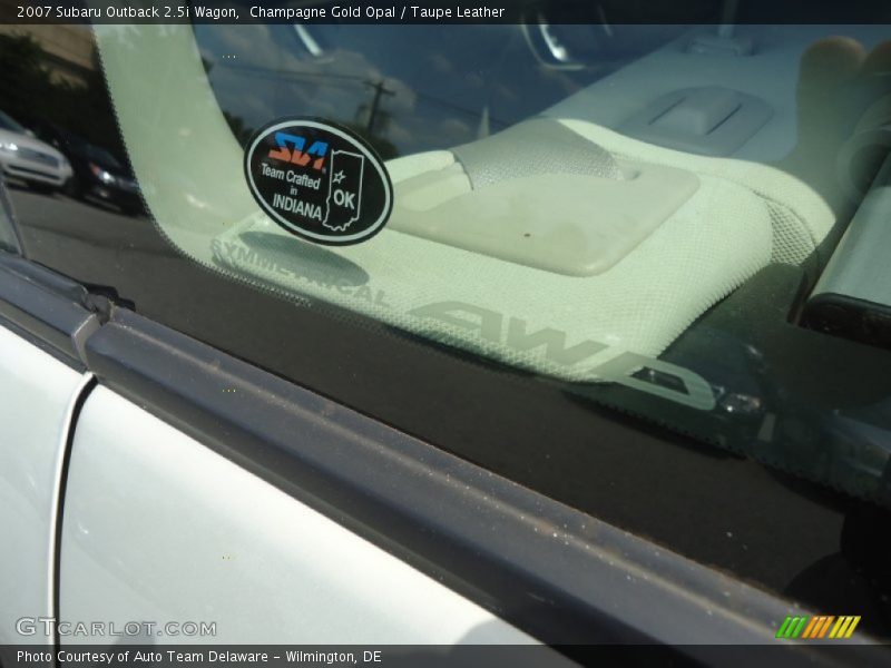 Champagne Gold Opal / Taupe Leather 2007 Subaru Outback 2.5i Wagon