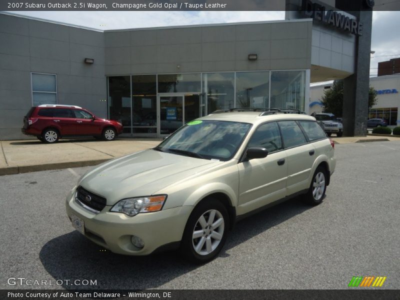 Champagne Gold Opal / Taupe Leather 2007 Subaru Outback 2.5i Wagon