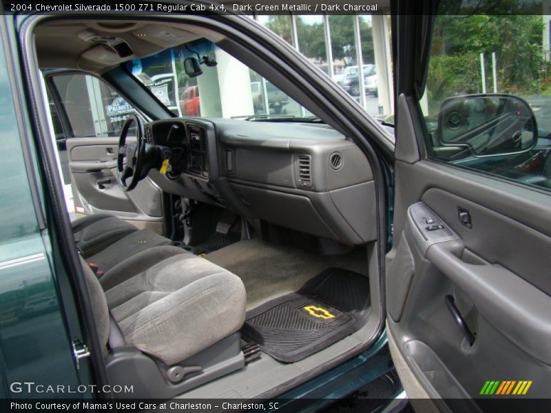 Dark Green Metallic / Dark Charcoal 2004 Chevrolet Silverado 1500 Z71 Regular Cab 4x4