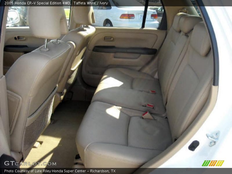 Taffeta White / Ivory 2005 Honda CR-V Special Edition 4WD