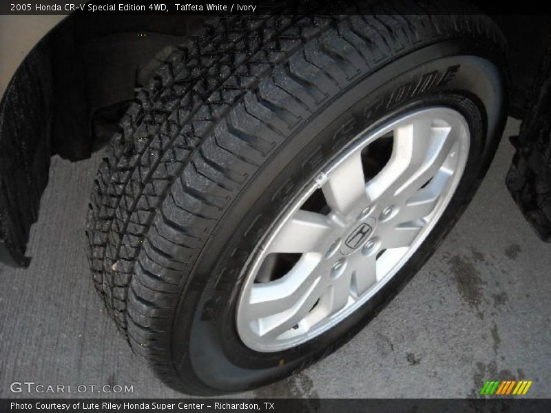 Taffeta White / Ivory 2005 Honda CR-V Special Edition 4WD