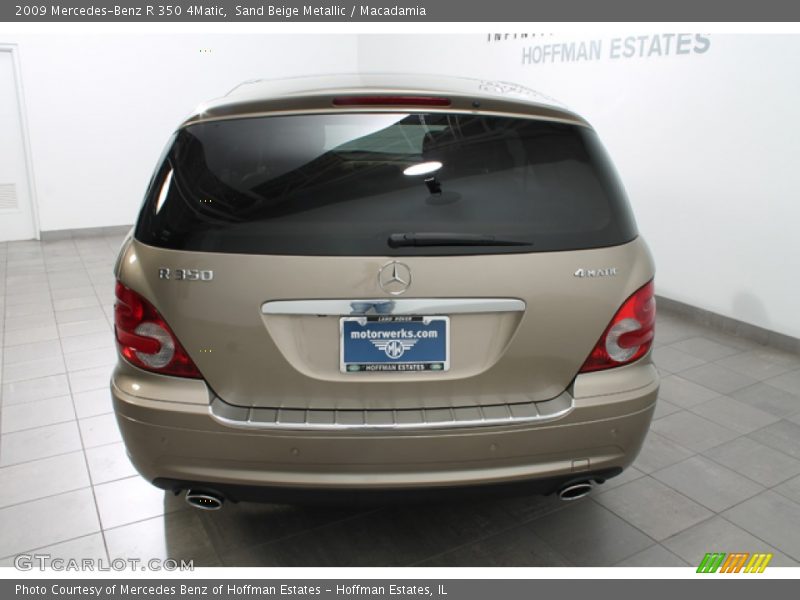 Sand Beige Metallic / Macadamia 2009 Mercedes-Benz R 350 4Matic