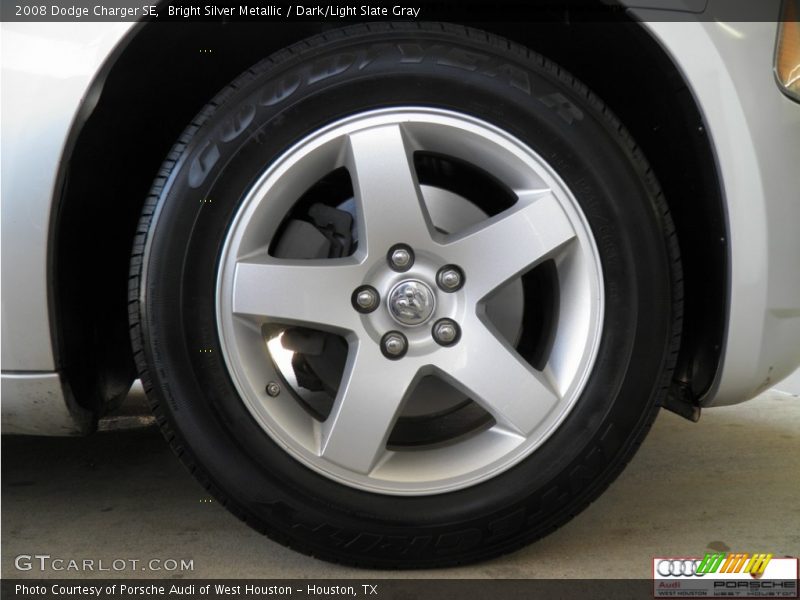 Bright Silver Metallic / Dark/Light Slate Gray 2008 Dodge Charger SE