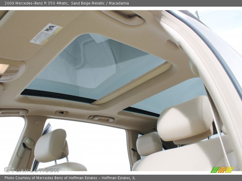 Sand Beige Metallic / Macadamia 2009 Mercedes-Benz R 350 4Matic