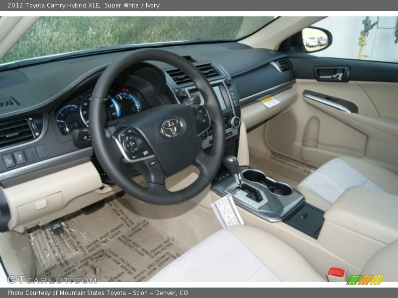 Super White / Ivory 2012 Toyota Camry Hybrid XLE