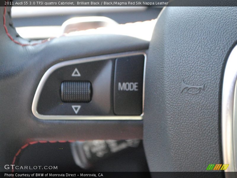 Controls of 2011 S5 3.0 TFSI quattro Cabriolet