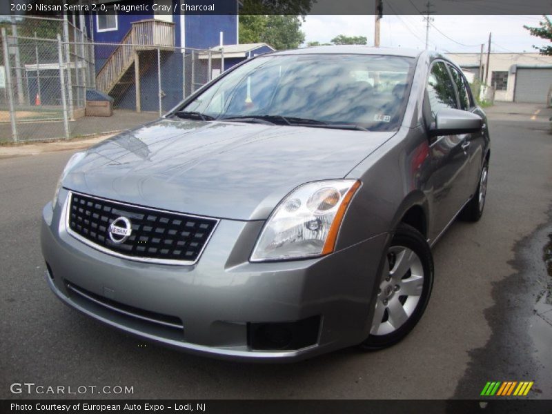 Magnetic Gray / Charcoal 2009 Nissan Sentra 2.0