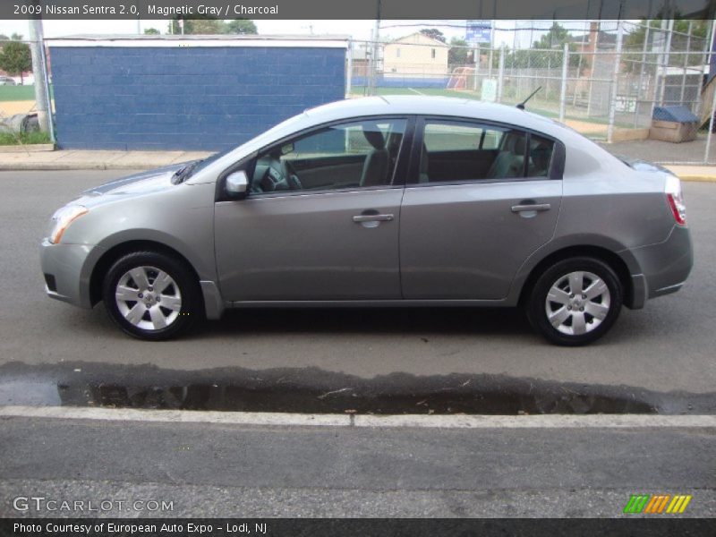 Magnetic Gray / Charcoal 2009 Nissan Sentra 2.0