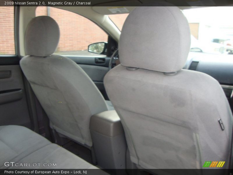 Magnetic Gray / Charcoal 2009 Nissan Sentra 2.0