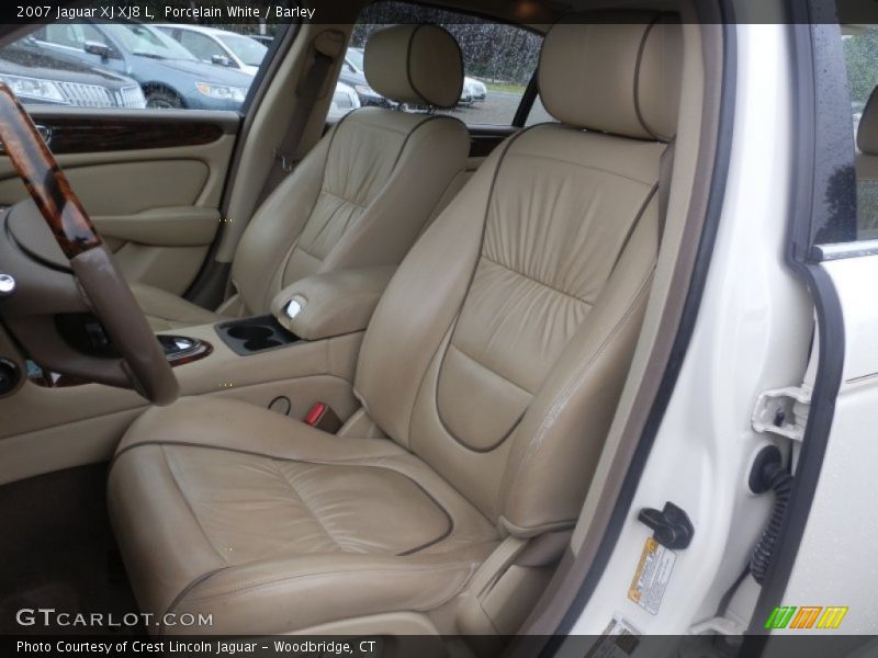 Porcelain White / Barley 2007 Jaguar XJ XJ8 L