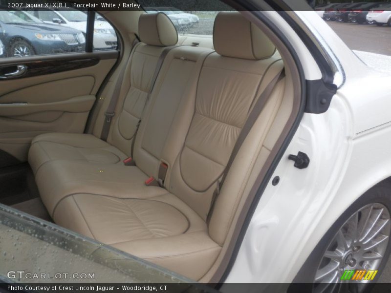 Porcelain White / Barley 2007 Jaguar XJ XJ8 L