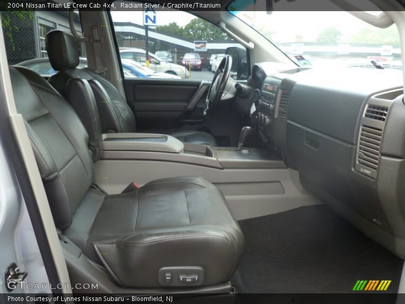 Radiant Silver / Graphite/Titanium 2004 Nissan Titan LE Crew Cab 4x4