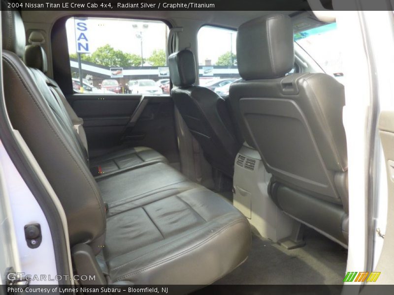 Radiant Silver / Graphite/Titanium 2004 Nissan Titan LE Crew Cab 4x4
