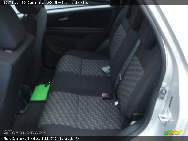 Silky Silver Metallic / Black 2007 Suzuki SX4 Convenience AWD