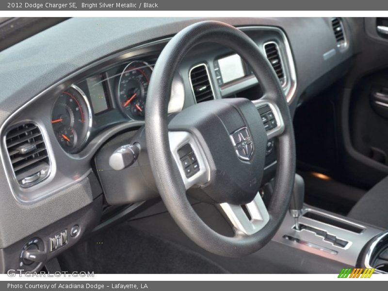 Bright Silver Metallic / Black 2012 Dodge Charger SE