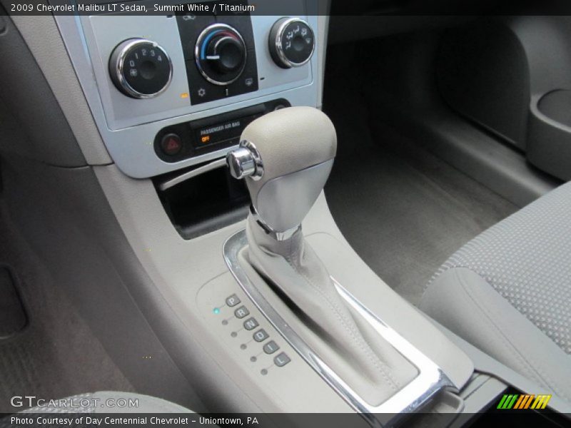 Summit White / Titanium 2009 Chevrolet Malibu LT Sedan