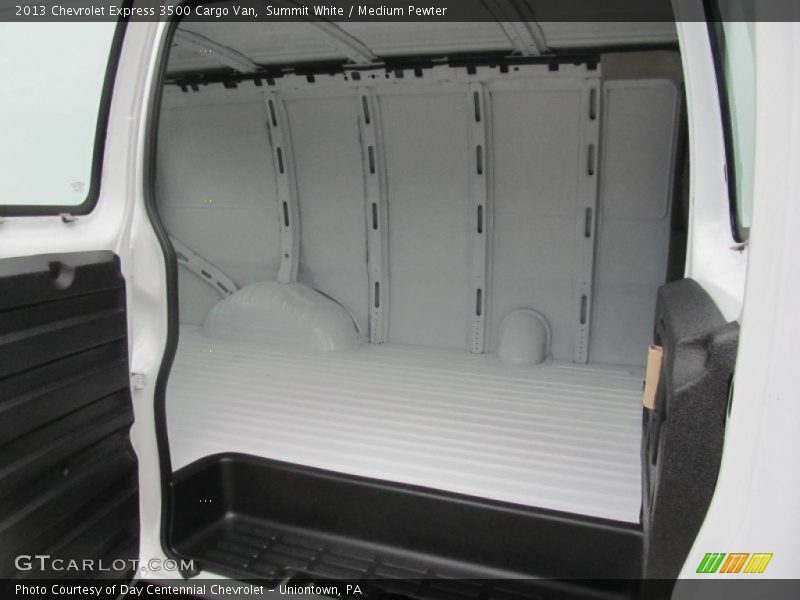 Summit White / Medium Pewter 2013 Chevrolet Express 3500 Cargo Van