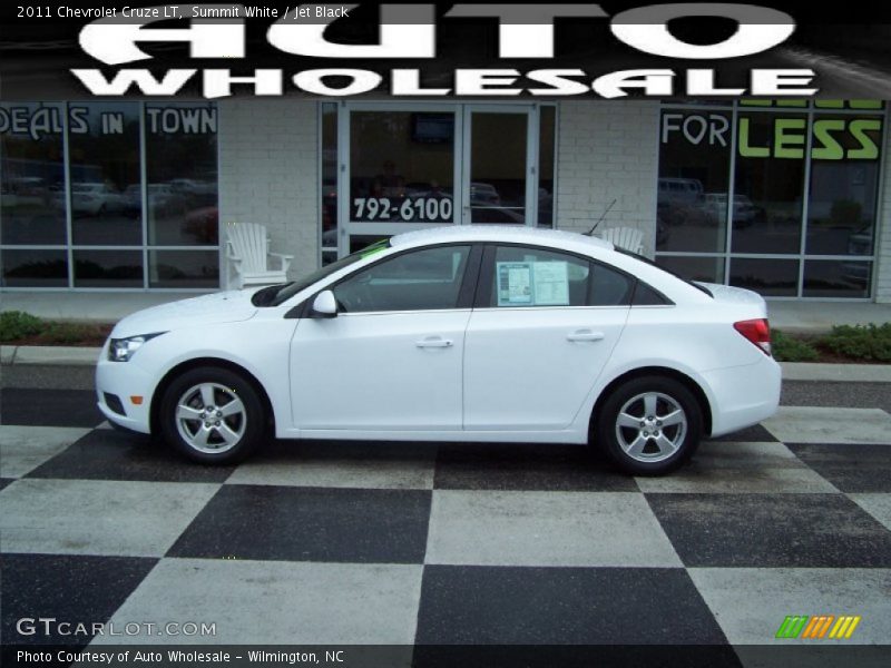Summit White / Jet Black 2011 Chevrolet Cruze LT