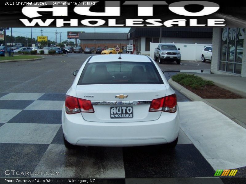 Summit White / Jet Black 2011 Chevrolet Cruze LT