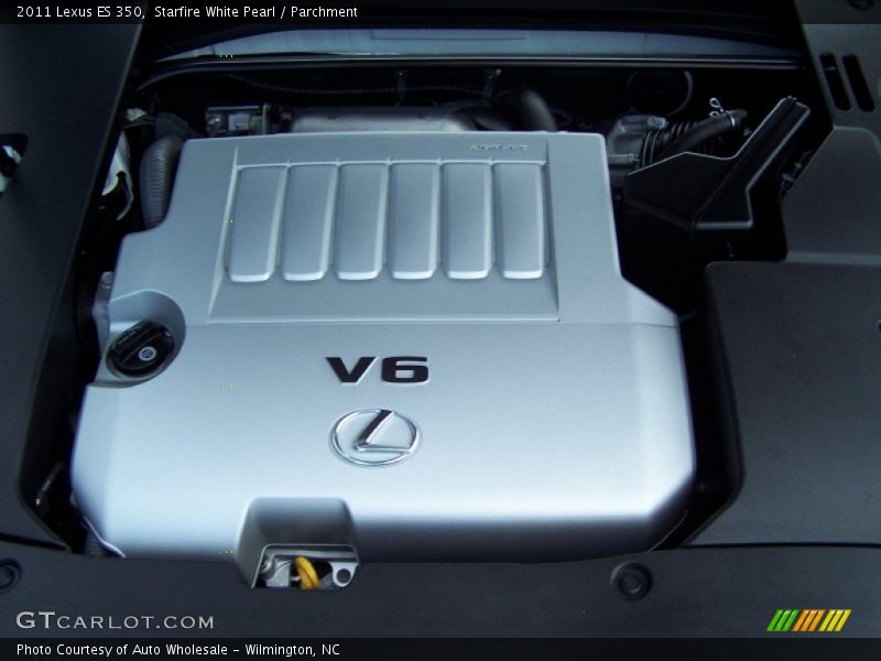 Starfire White Pearl / Parchment 2011 Lexus ES 350