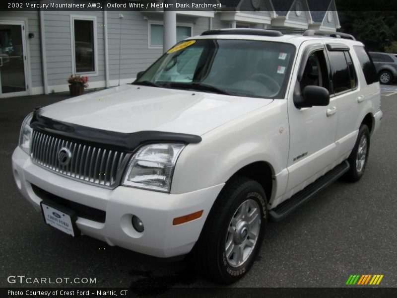 Oxford White / Medium Dark Parchment 2002 Mercury Mountaineer AWD