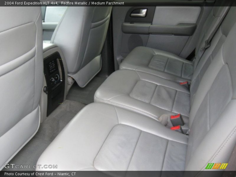 Redfire Metallic / Medium Parchment 2004 Ford Expedition XLT 4x4