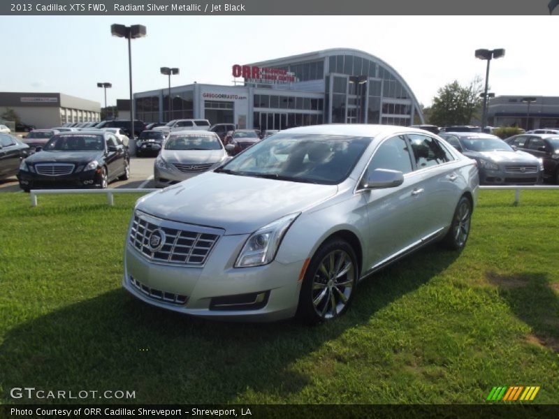 Radiant Silver Metallic / Jet Black 2013 Cadillac XTS FWD