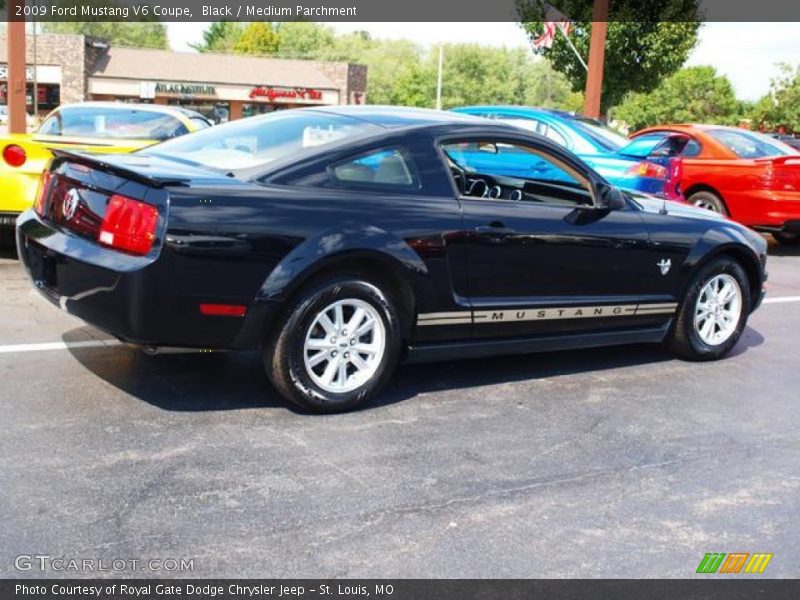 Black / Medium Parchment 2009 Ford Mustang V6 Coupe