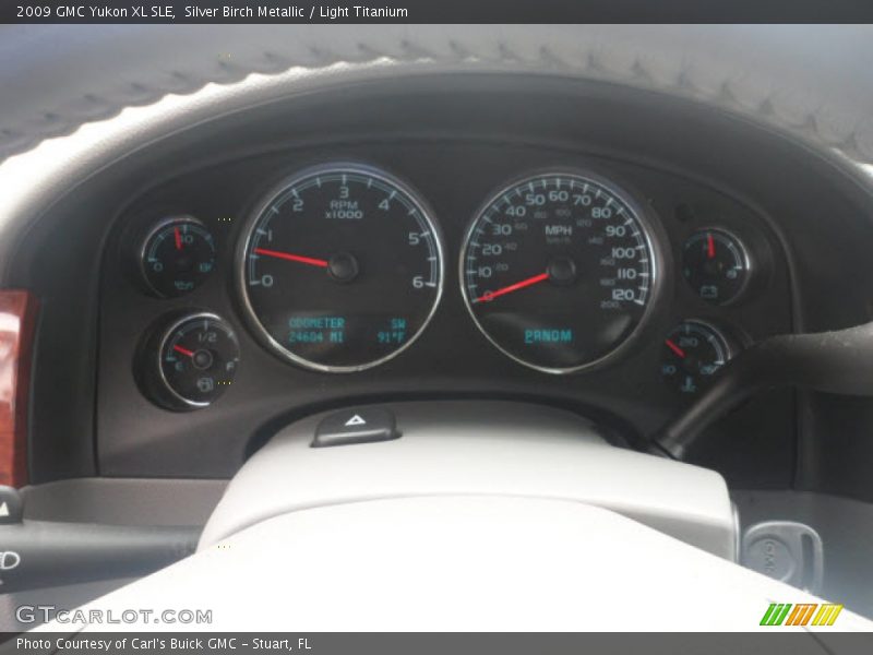 Silver Birch Metallic / Light Titanium 2009 GMC Yukon XL SLE