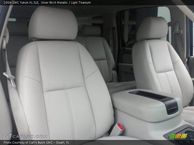 Silver Birch Metallic / Light Titanium 2009 GMC Yukon XL SLE