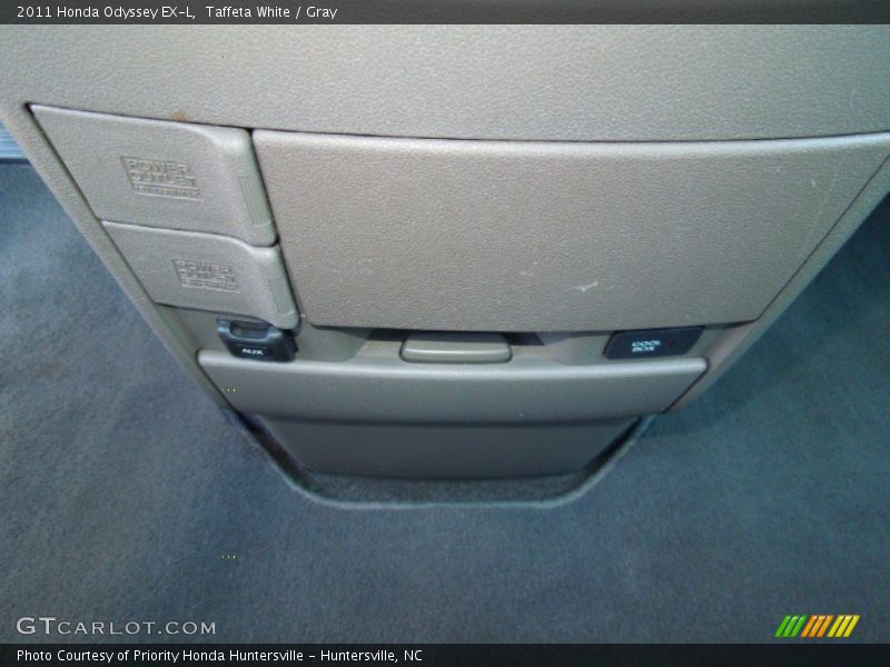 Taffeta White / Gray 2011 Honda Odyssey EX-L
